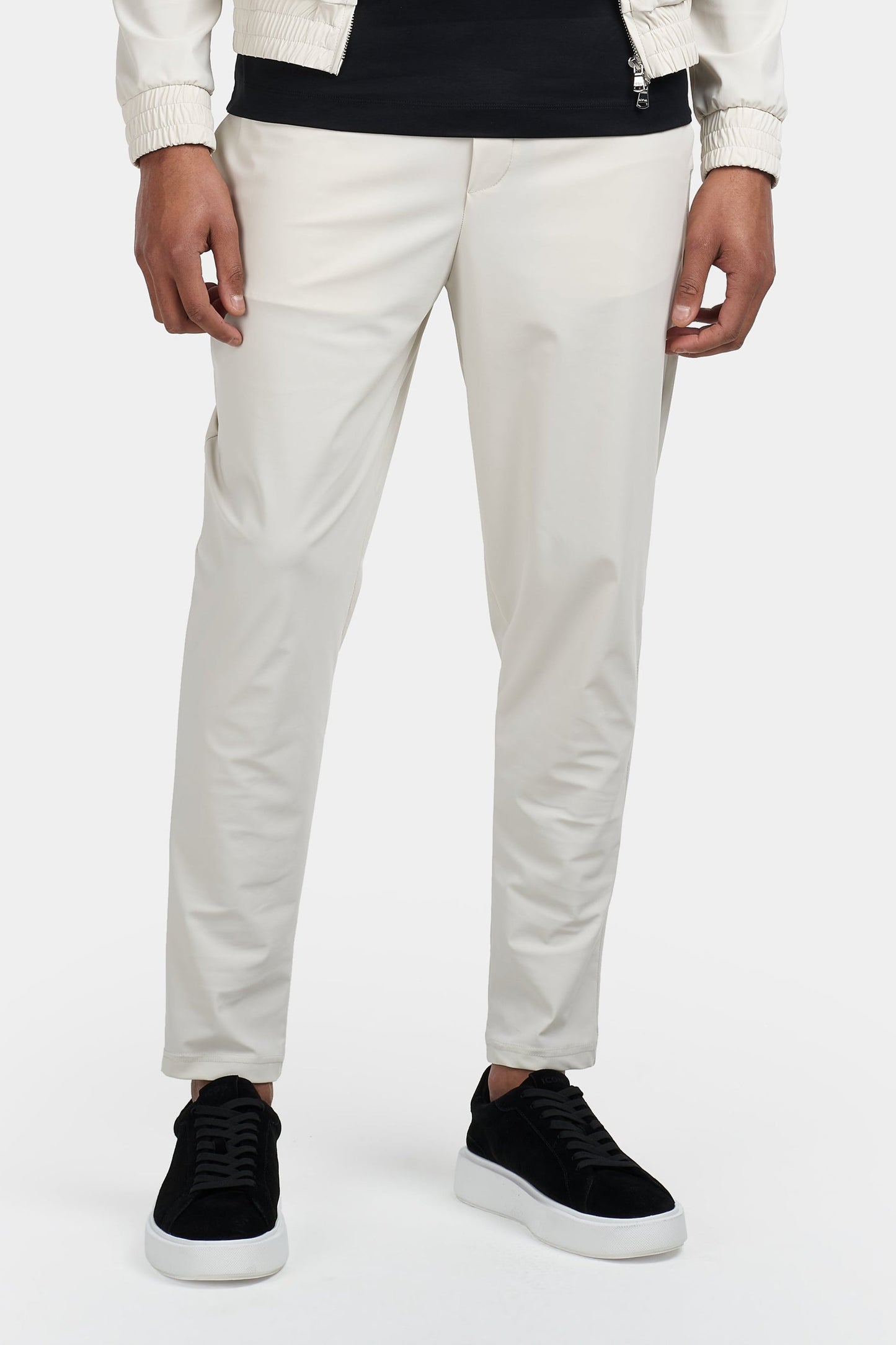 THE TRAVEL PANTS