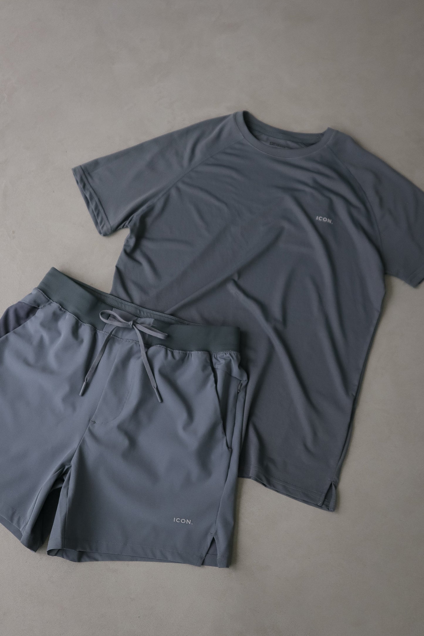 THE ICON ACTIVE T-SHIRT