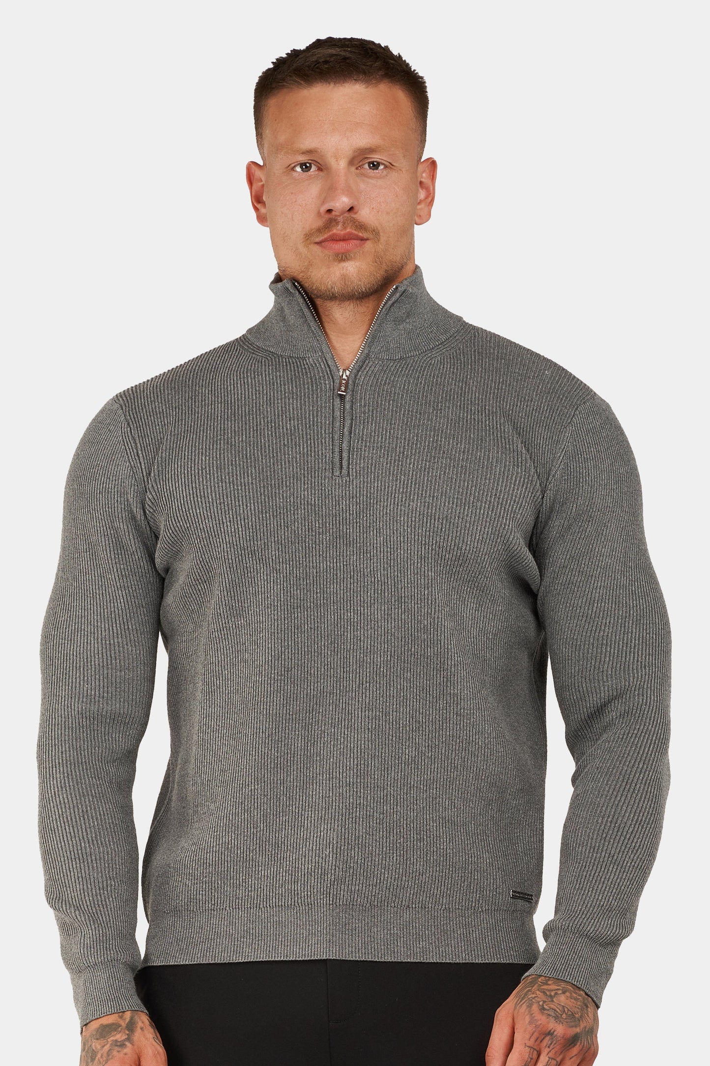 THE RENZO HALF ZIP SWEATER