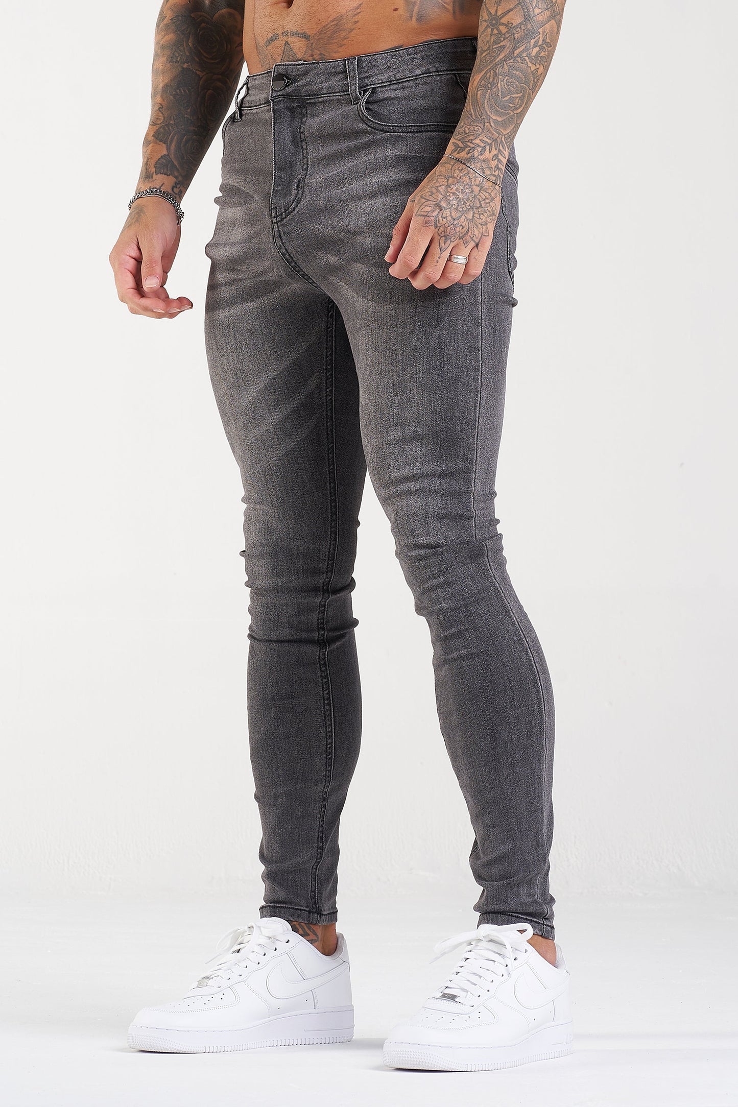 THE LORENZO JEANS