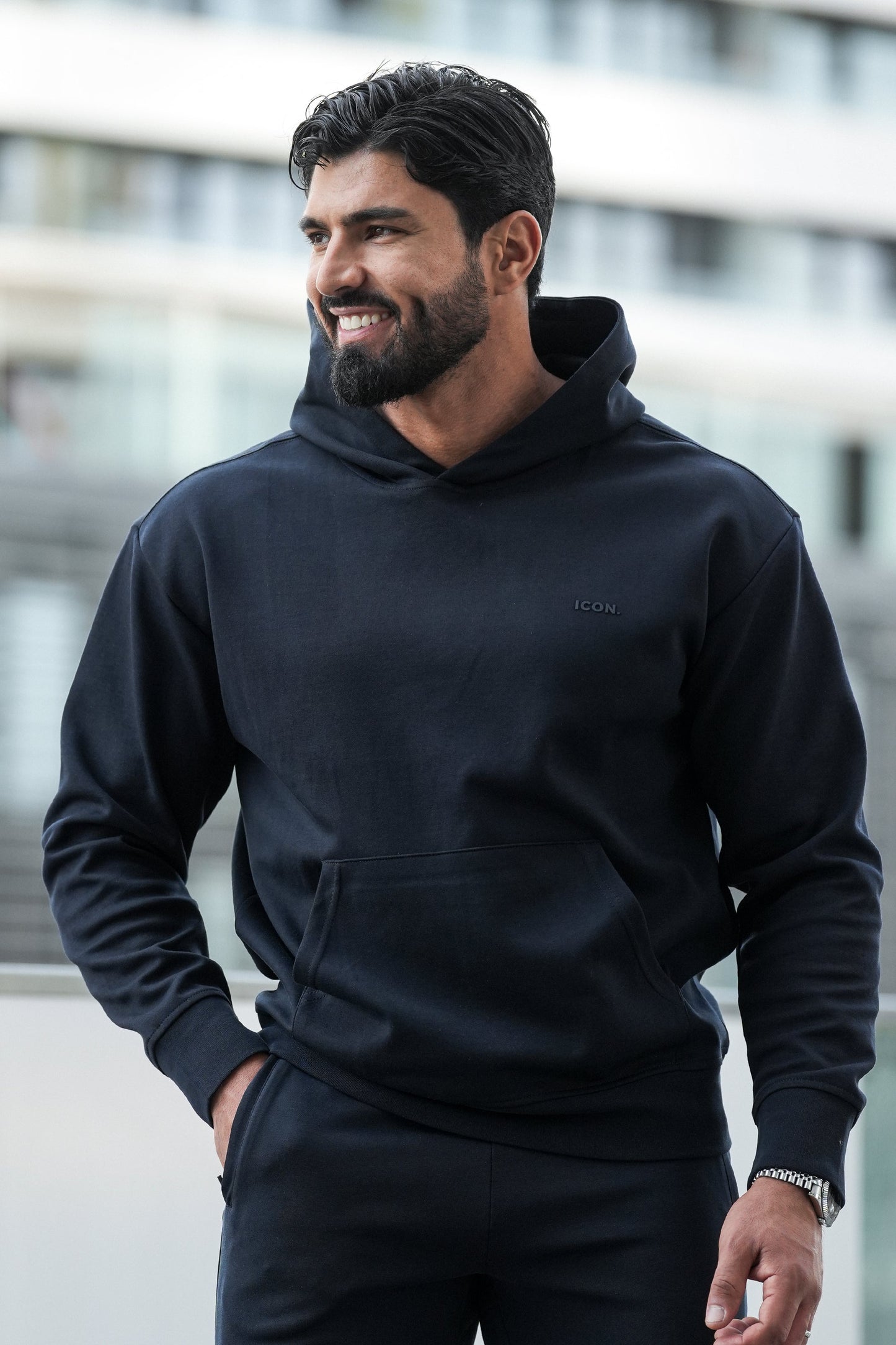 THE RELAXED HOODIE
