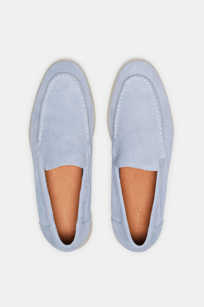 THE CLASSIC LOW LOAFER