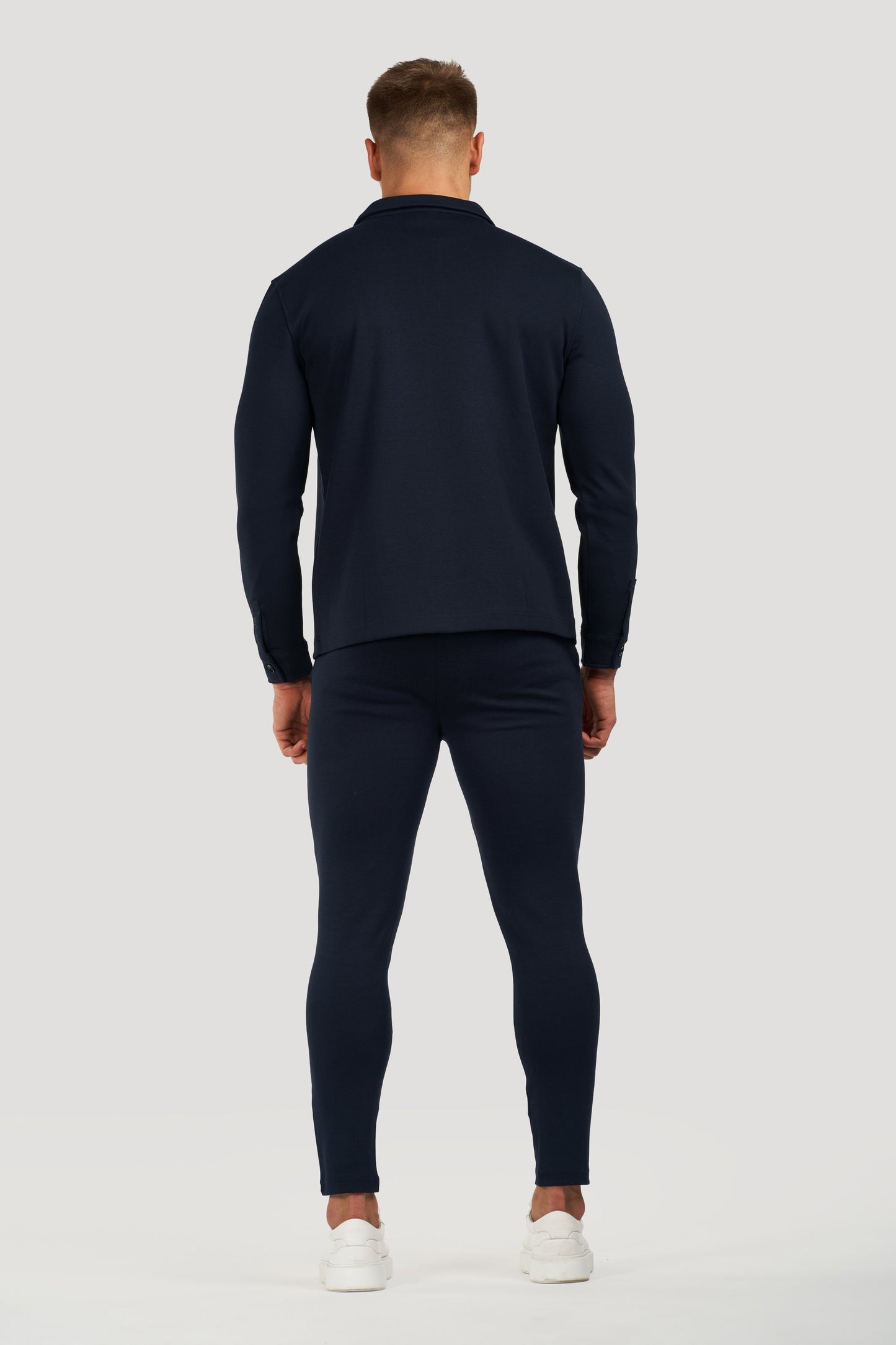THE ATHLETIC JOGGER